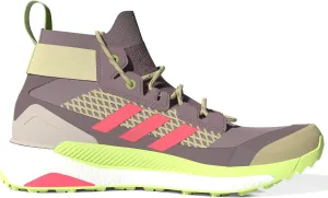 adidas Women's Sneaker Running Shoe