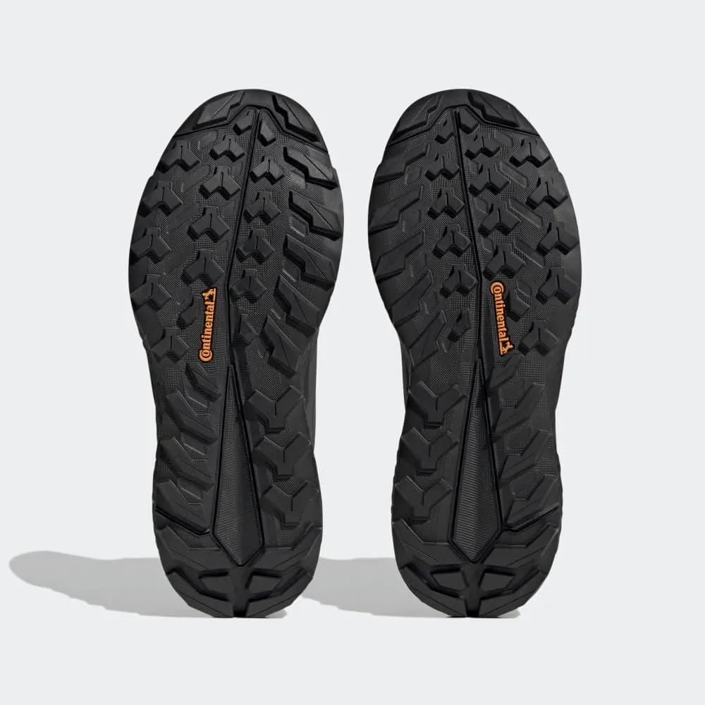 adidas Women's Sneaker Running Shoe