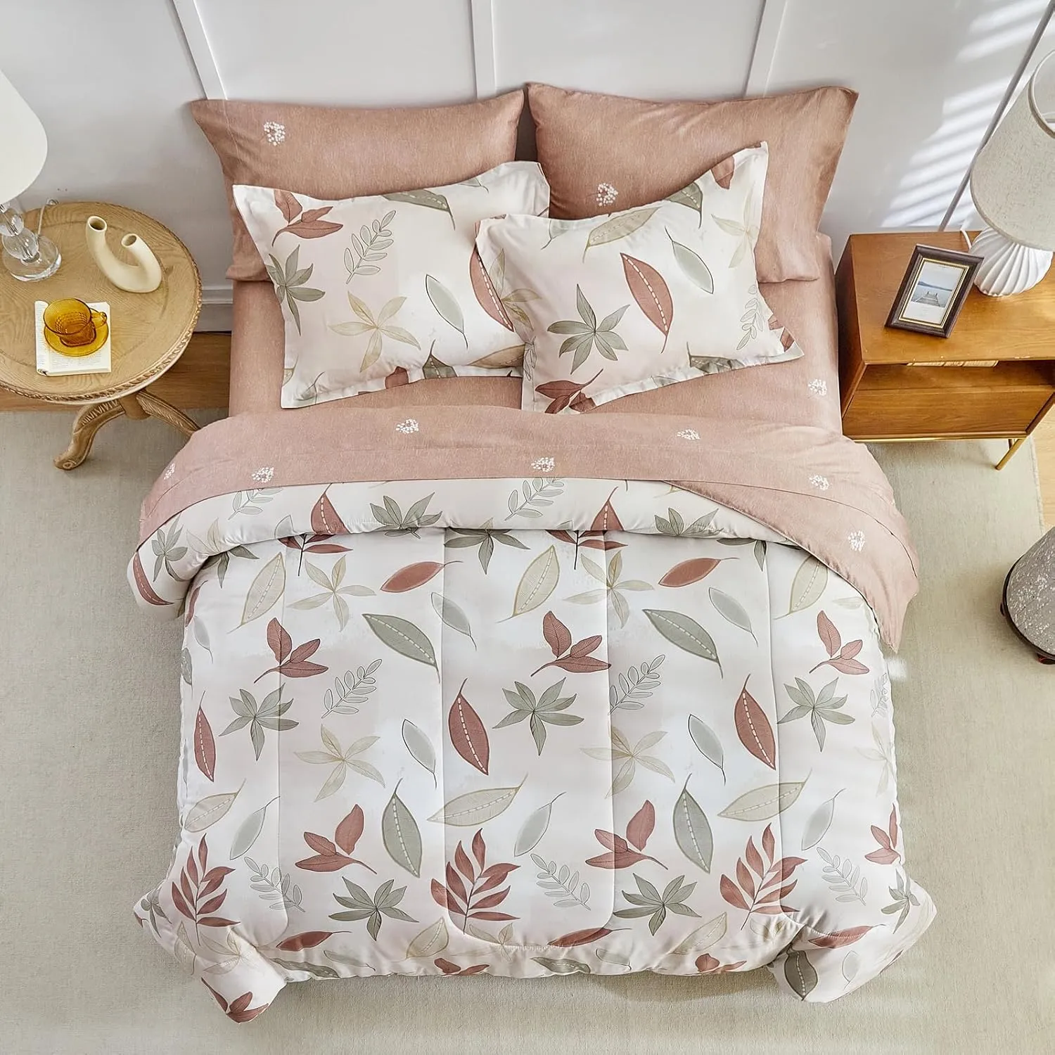 AIKASY 7-Piece Comforter Set Bed in a Bag, Beige Leaf Pattern Bedding Set with Comforter, Soft and Cozy All-Season Bedroom Decor (Queen, Beige)