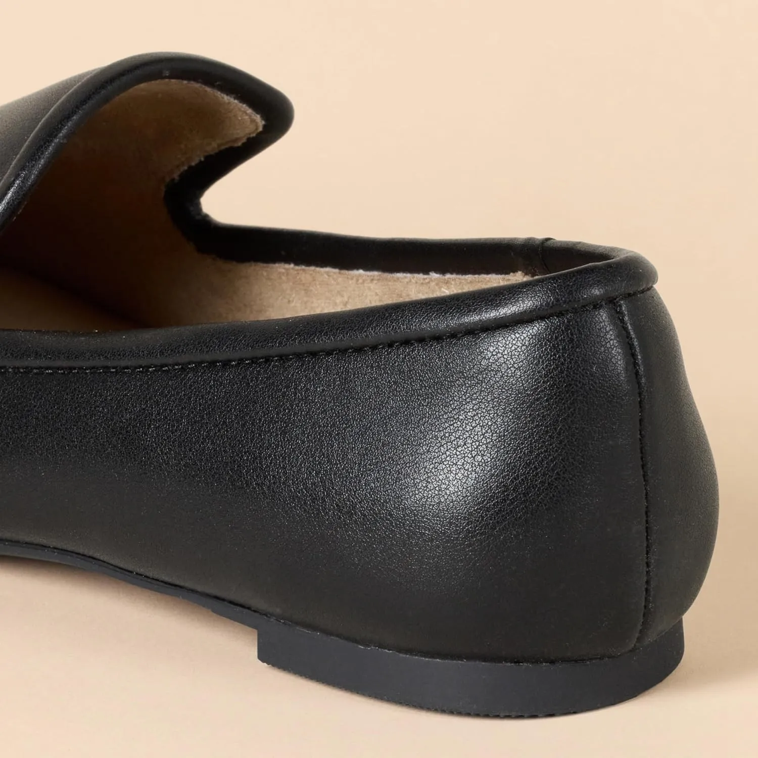 Amazon Essentials Women's Soft Minimal Loafer