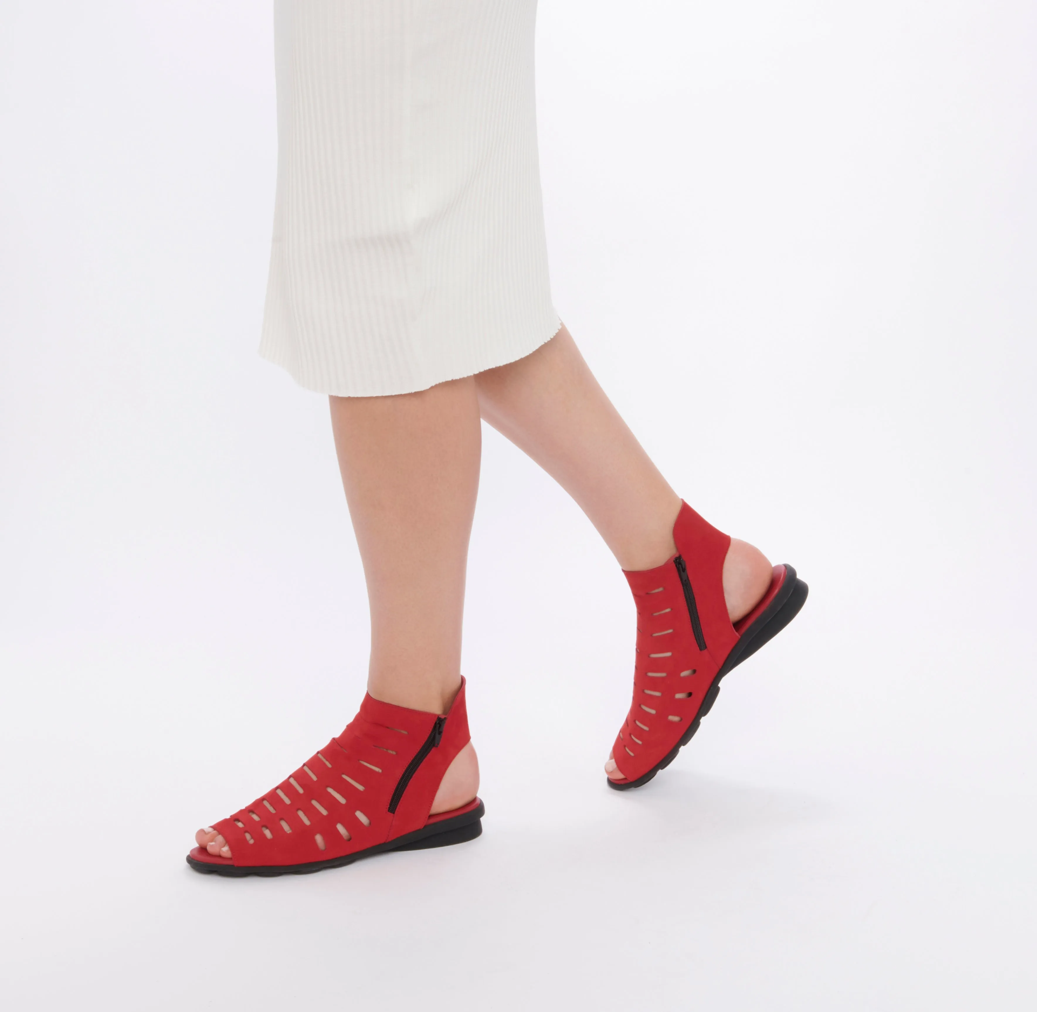 ARCHE / DENYWA - RED