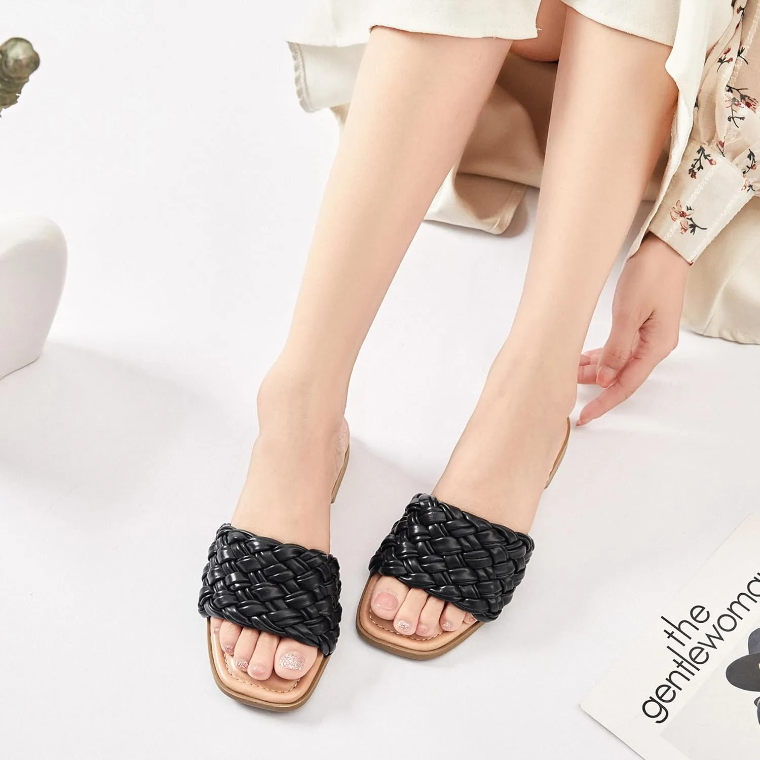 Ataiwee Women's Flat Slide Sandals - Fashionable Braided Elegant Cross Strap Flat Summer Sandals.