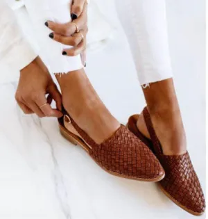 Avencea - Elegant Flat Sandals