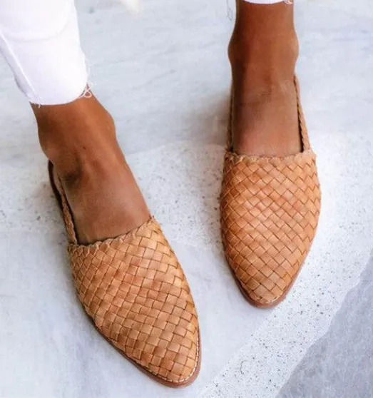 Avencea - Elegant Flat Sandals