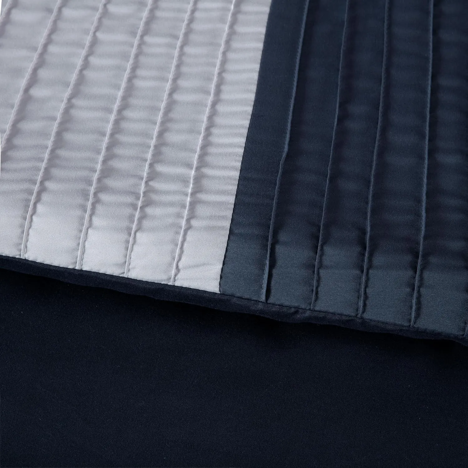 Chezmoi Collection Briar 7-Piece Full Bed in a Bag - All Season Lightweight Microfiber Comforter Set - Includes Sheets & Shams - Navy/Blue/Gray Pleated Stripe Design