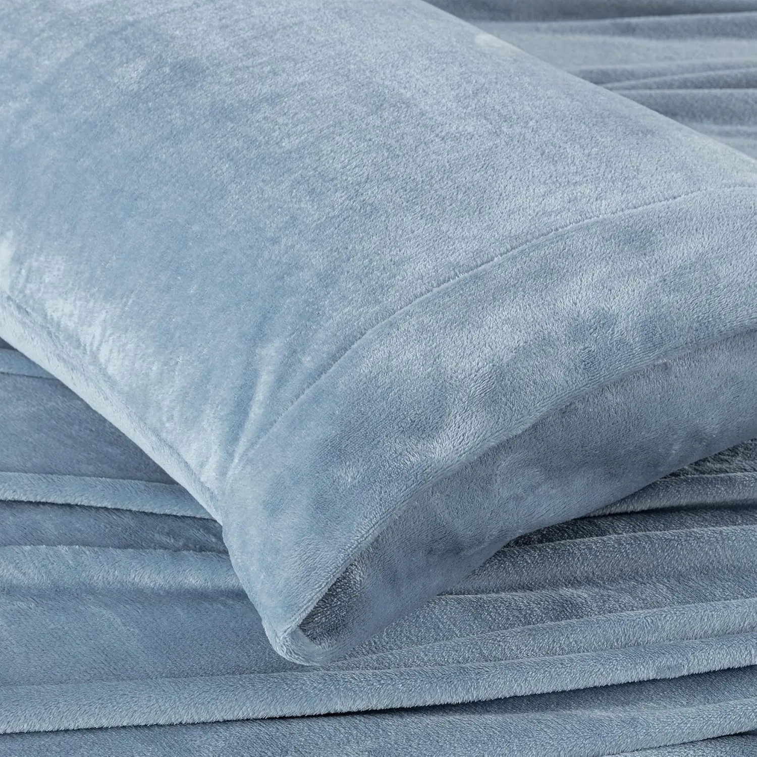 Chezmoi Collection Extra Soft Fleece Sheet Set California King, Microplush Non-Pilling Velvety Bed Sheet, Deep Pocket - Lightweight All Season Warmth, California King, Cool Blue
