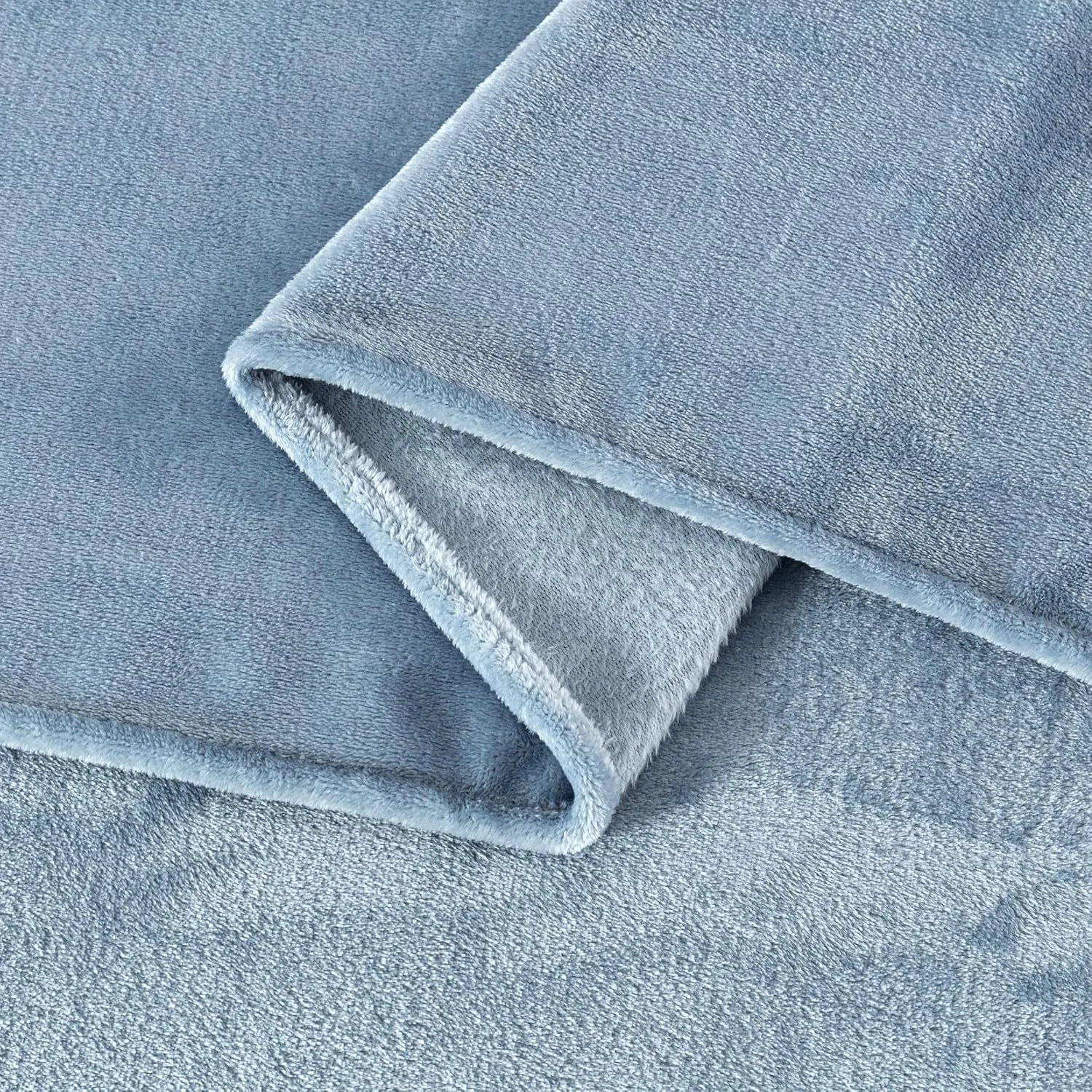 Chezmoi Collection Extra Soft Fleece Sheet Set California King, Microplush Non-Pilling Velvety Bed Sheet, Deep Pocket - Lightweight All Season Warmth, California King, Cool Blue