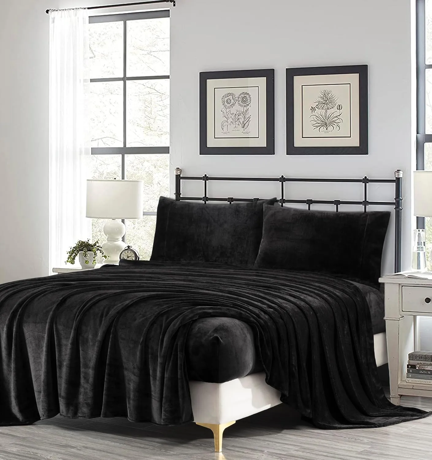 Chezmoi Collection Extra Soft Fleece Sheet Set Queen, Microplush Non-Pilling Velvety Bed Sheet, Deep Pocket - Lightweight All Season Warmth, Queen, Black