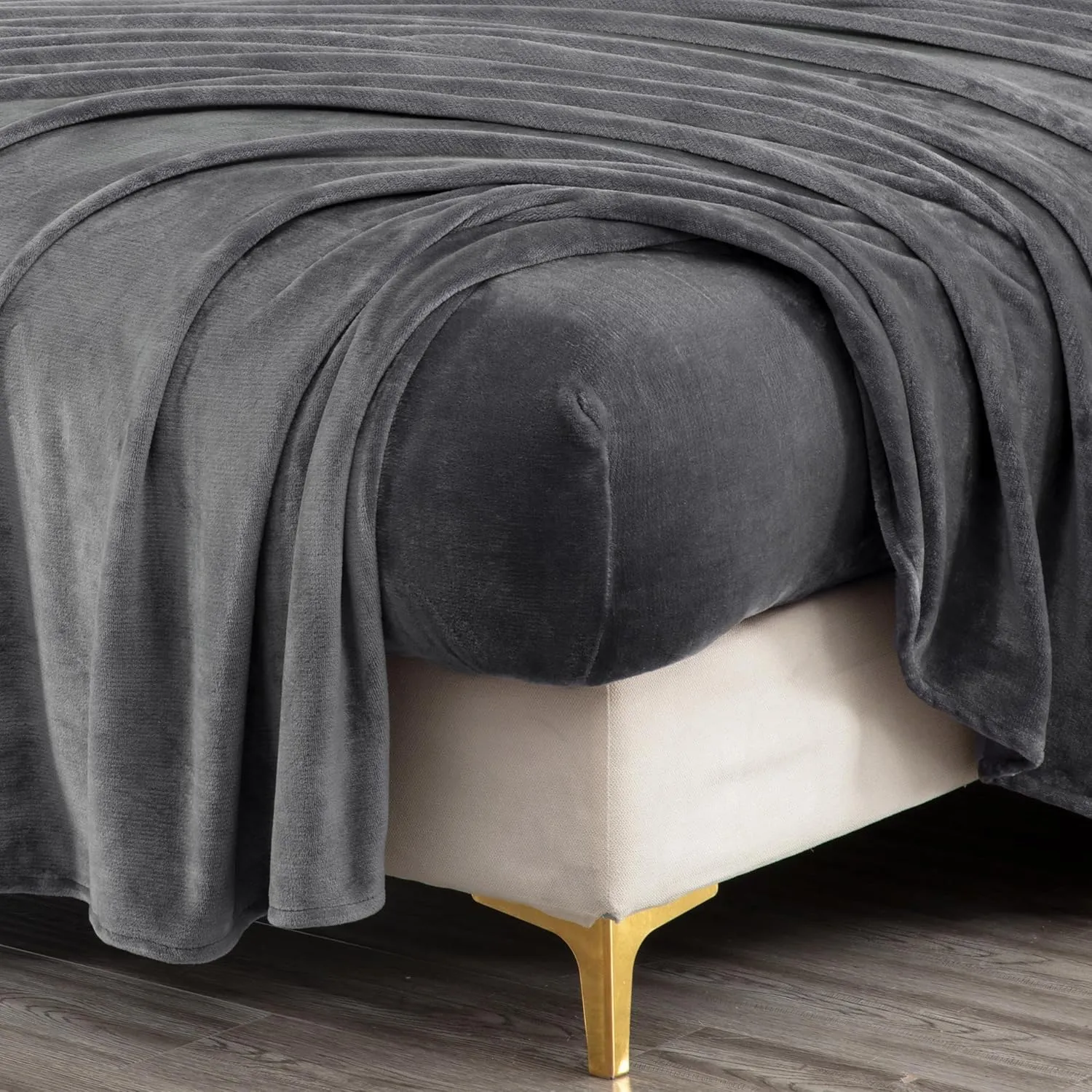 Chezmoi Collection Extra Soft Fleece Sheet Set Queen, Microplush Non-Pilling Velvety Bed Sheet, Deep Pocket - Lightweight All Season Warmth, Queen, Gray
