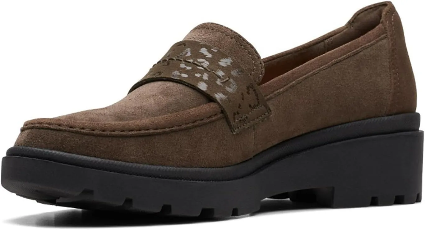 Clarks Women's Calla Ease Loafer Flat