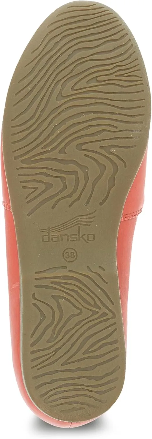 Dansko Larisa Slip-On Flats for Women - Comfotable Flat Shoes with Arch Support - Versatile Casual to Dressy Footwear - Lightweight Rubber Outsole