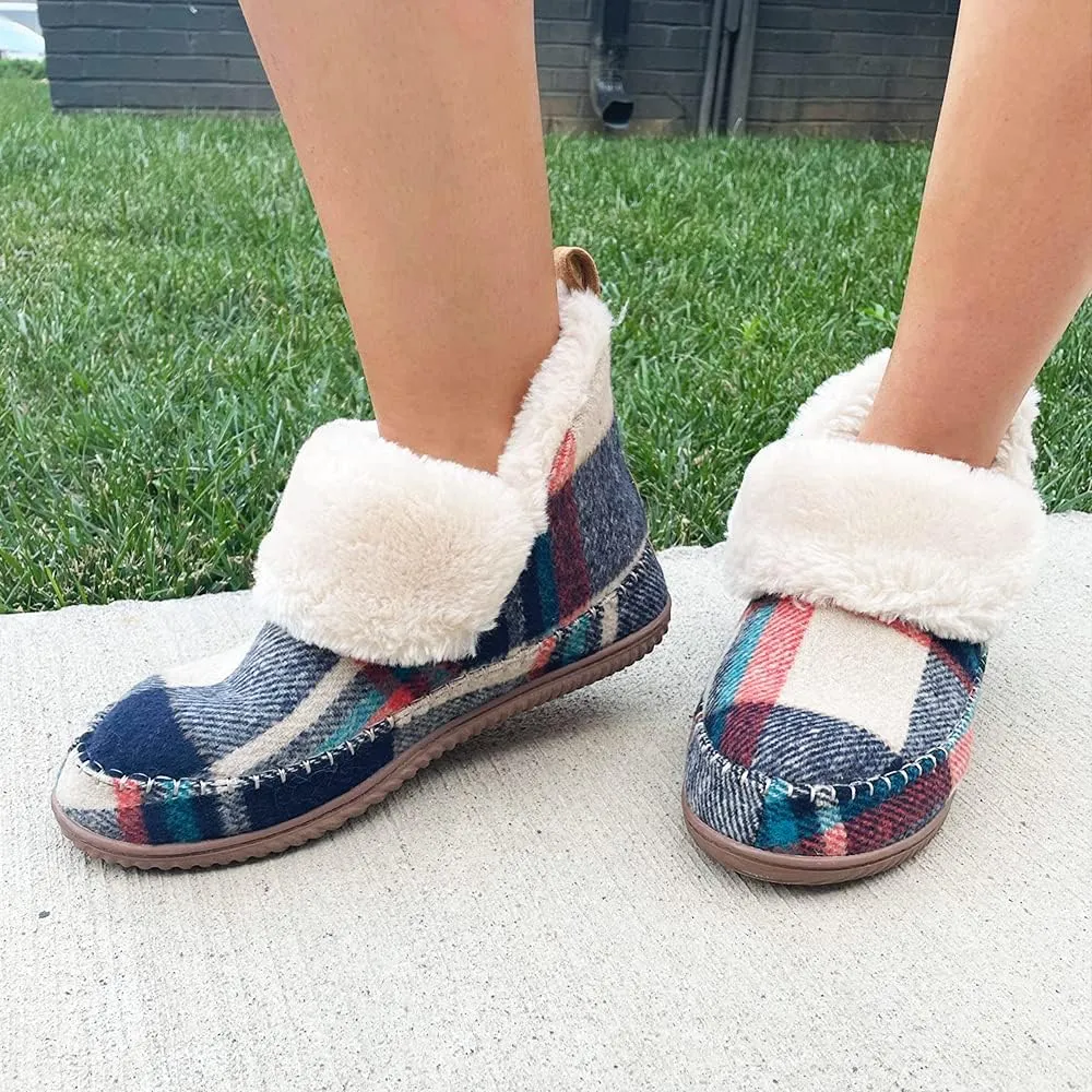 Dearfoams Women's Moritz Indoor/Outdoor Cozy Bootie Camping Furry Slipper