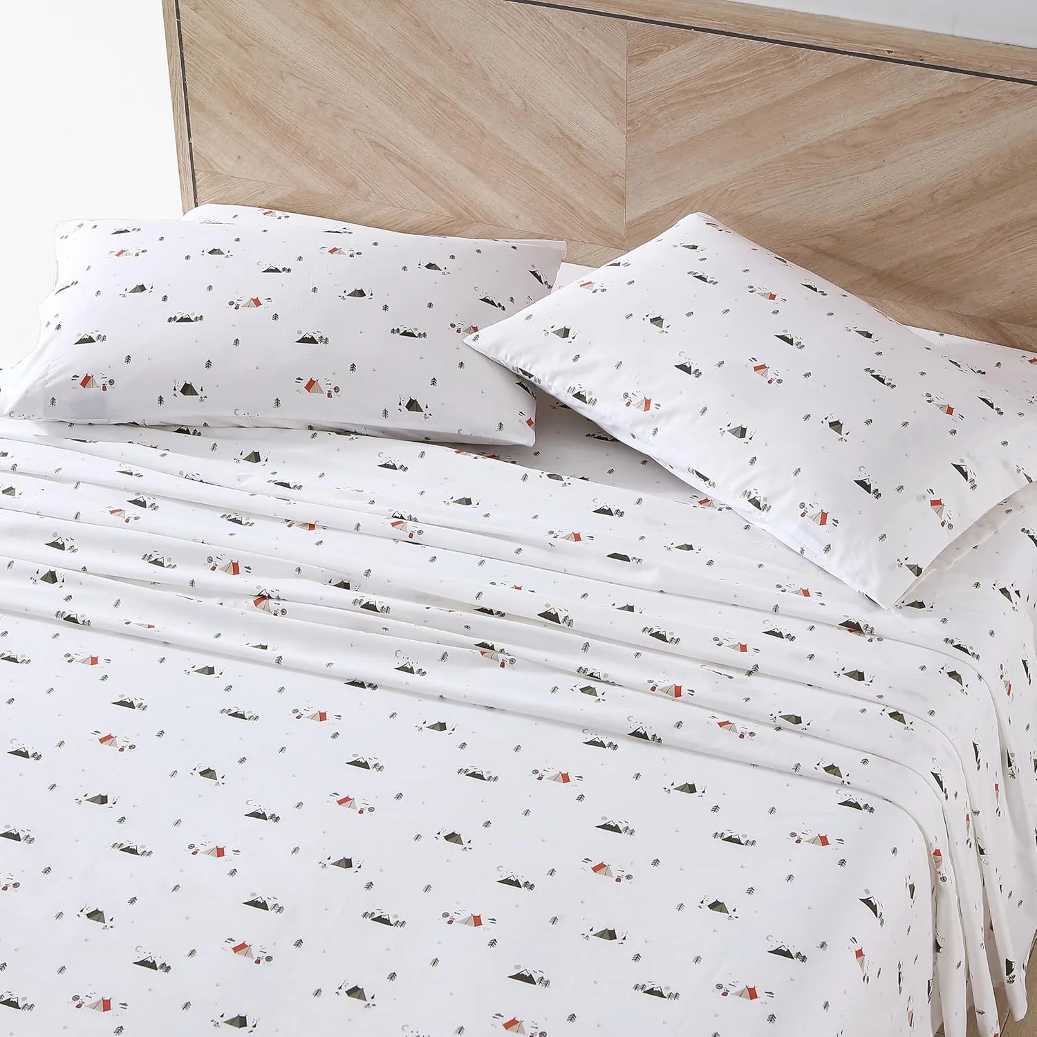 Eddie Bauer - Twin Sheet Set, Cotton Percale Bedding Set, Crisp & Cool Home Decor, Dorm Room Essentials (Cascade Camping White, Twin)
