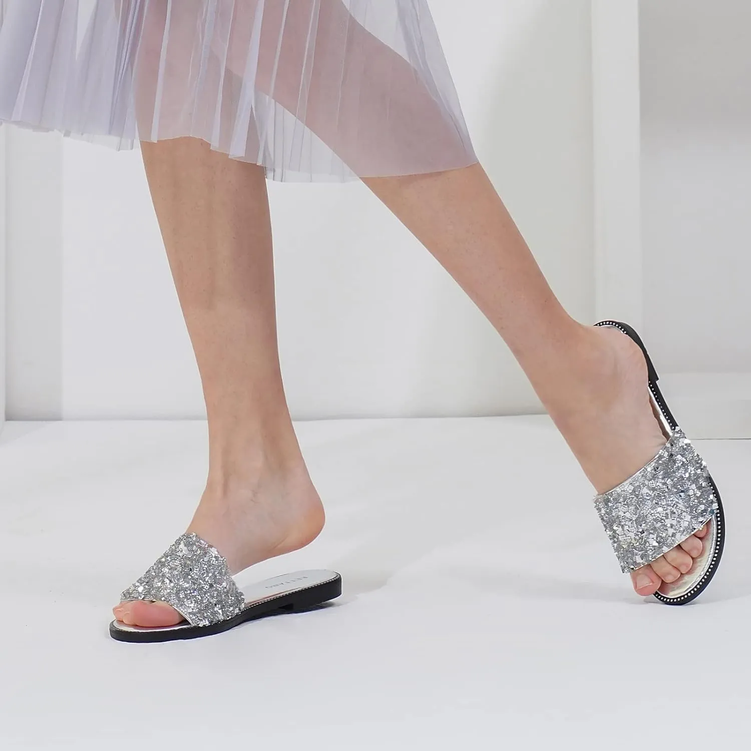 EETTARO Women's Glitter Shiny Slide Sandals Sparkle Fancy Flat Slippers Slip-on Jeweled Shoes