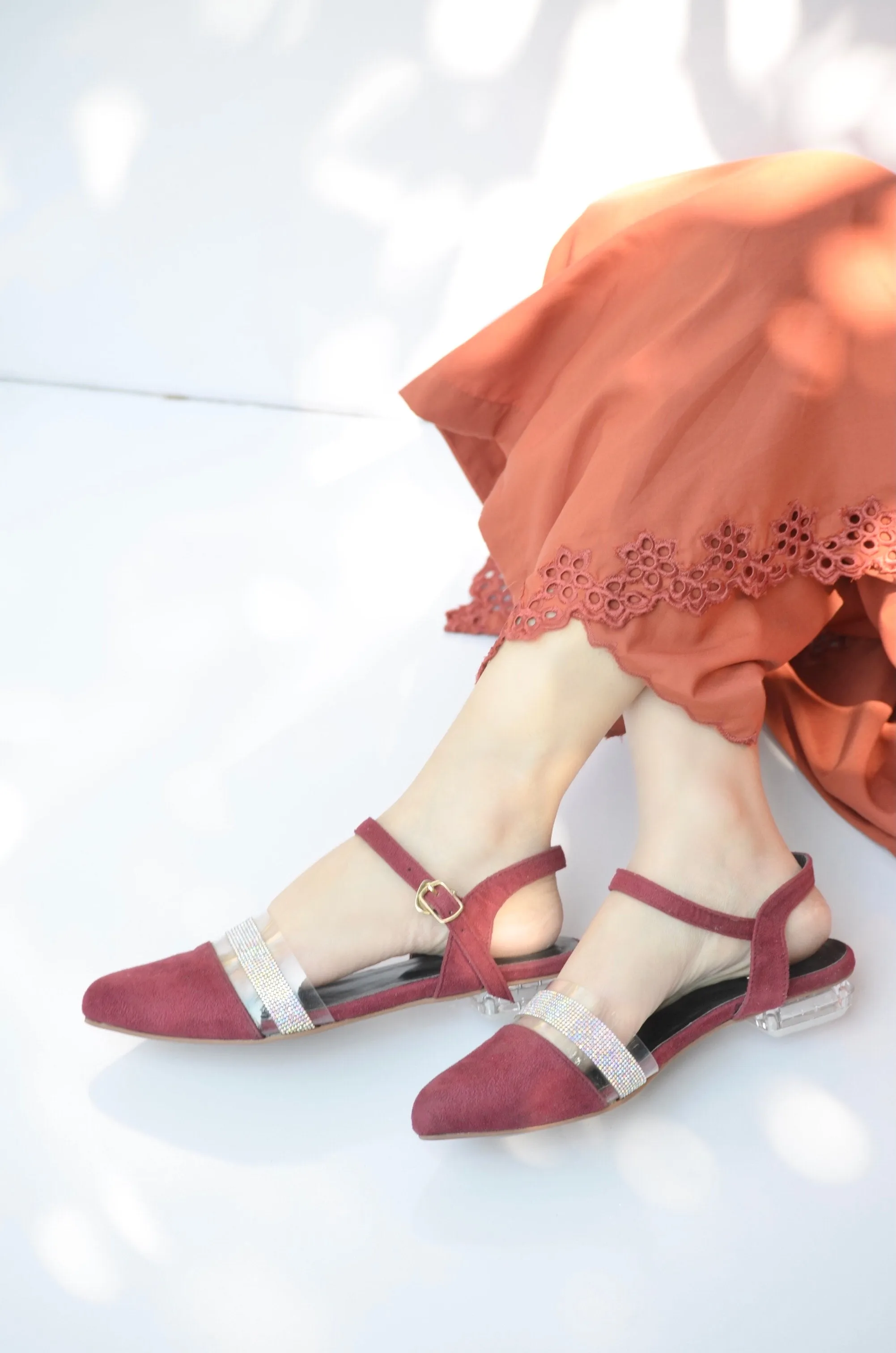 Elegant Burgundy Flat Sandals