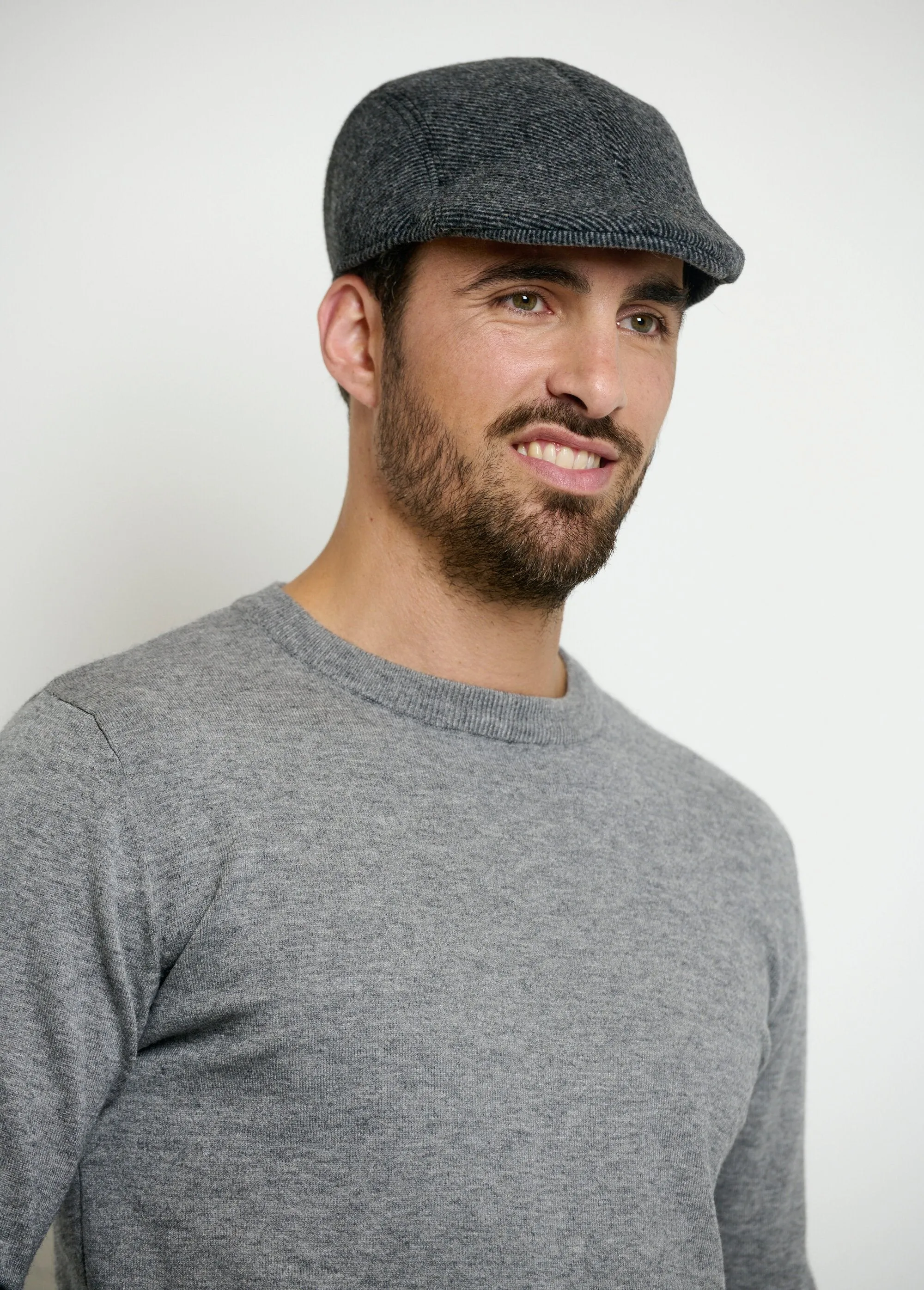 Flat cap in wool-look fabric