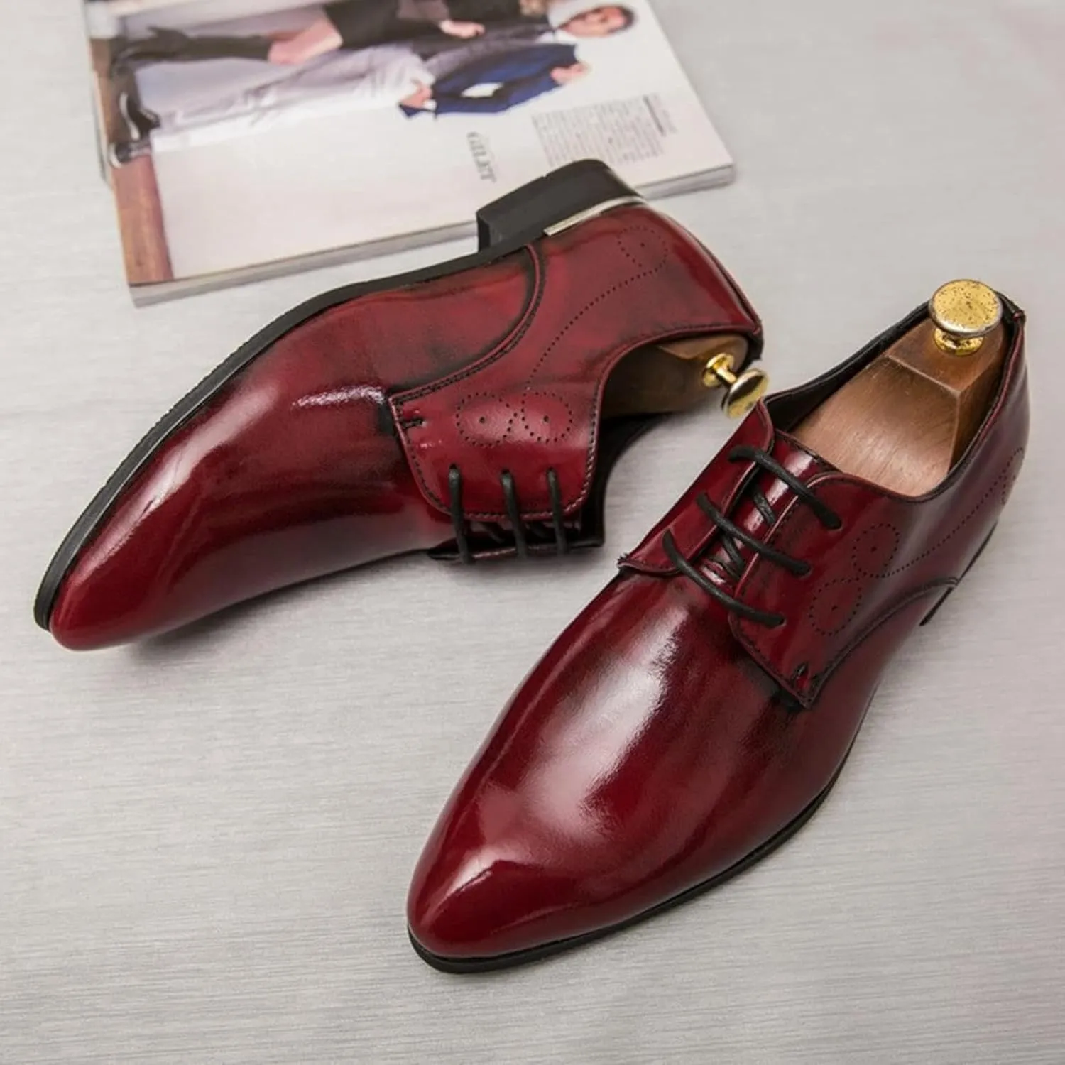 Formal Business Shoes for Men, Gentlemen, Patent Leather Pointed Oxford Shoes for Men, Casual and Versatile Dress Shoes