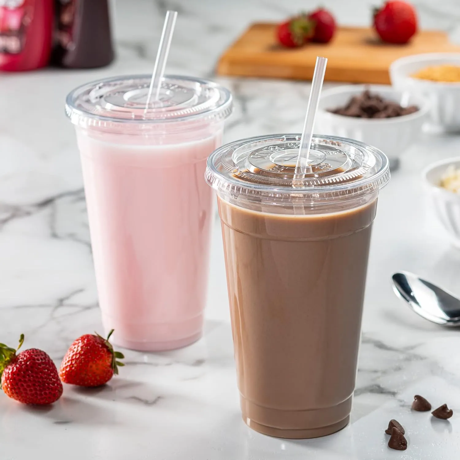 GUSTO [24 oz. - 100 Count Clear PET Cups with Lids, Disposable Coffee Cups with Flat Lids - Ideal for Cold Beverages, Smoothies, and to-Go Drinks - Formerly Comfy Package