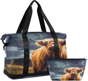 Highland Cattle Pattern Duffel Bag Lightweight Carry On Gym Bags for Travel and Weekends, Versatile Overnight Bag with Shoe Compartment