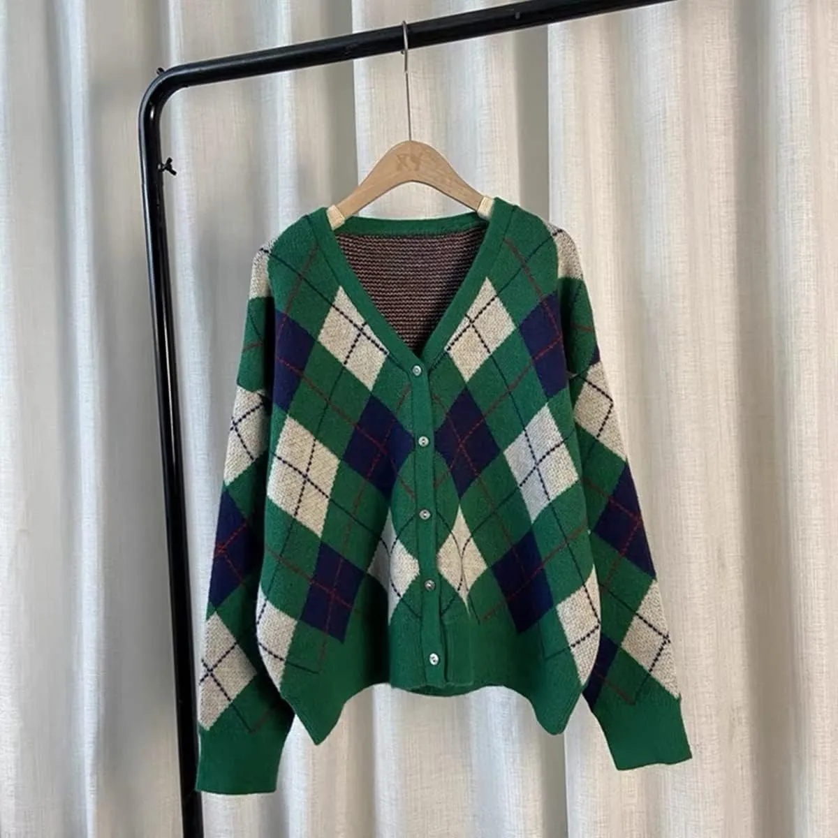 Hyipels Women's Long Sleeve Cardigan Sweater,Cute Y2K Top Knit Colorful Patterned V Neck Button Outwear S~XL