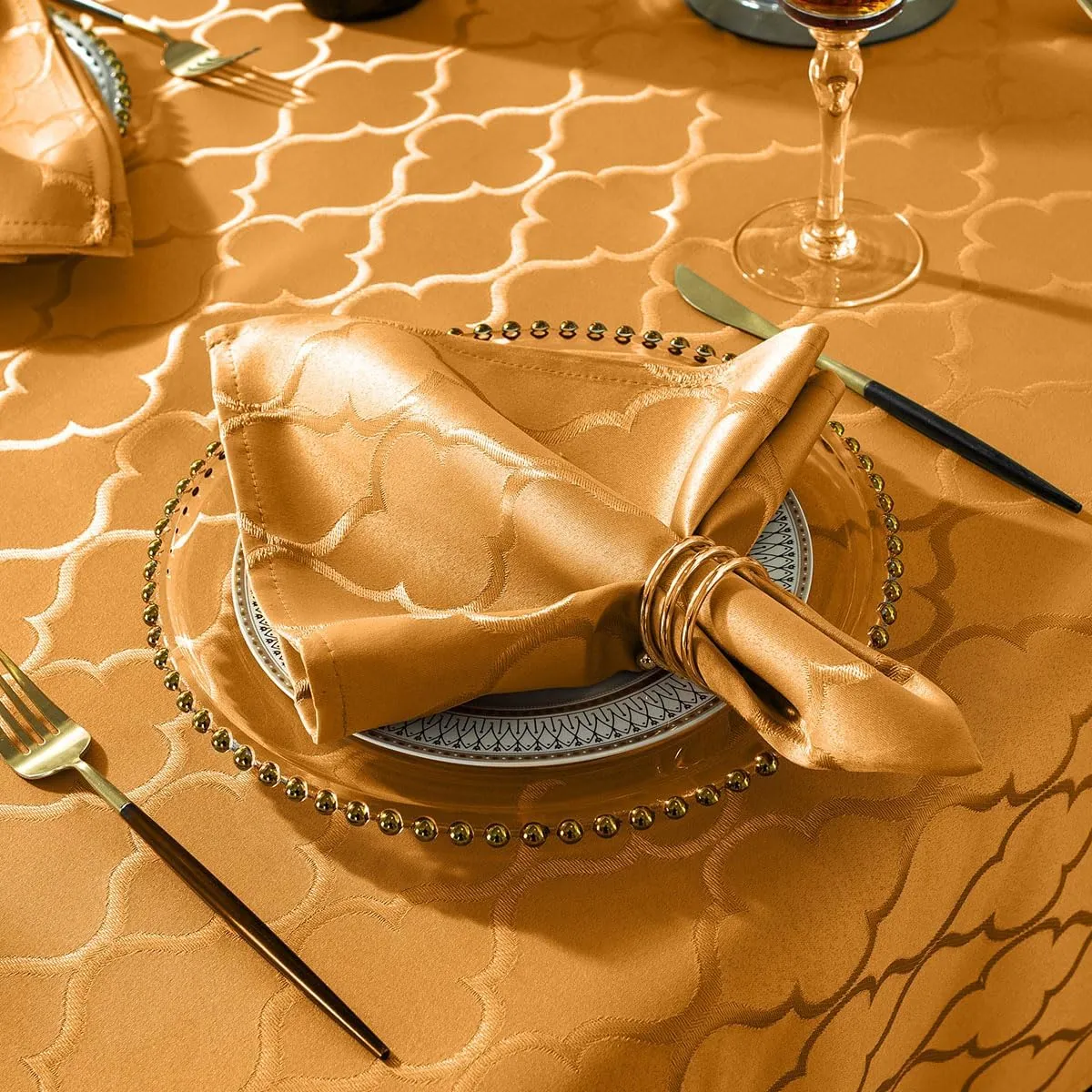 Jacquard Fall Tablecloth Rectangle Flower Pattern Polyester Table Cloth Spill Proof Wrinkle Resistant Table Cover for Christmas, Harvest & Holiday Decor (Rectangle, 60" x 84" (6-8 Seats),Amber)