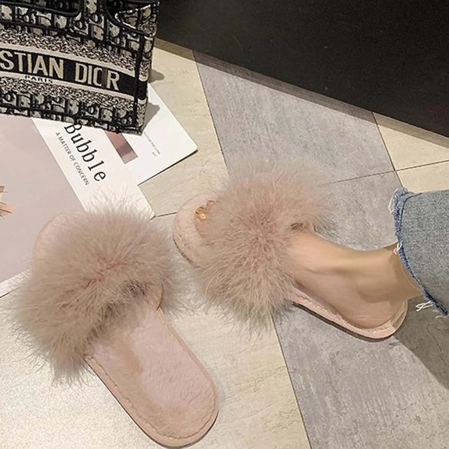 JOEupin Women's Furry Faux Fur Slippers Cozy Memory Foam House Slippers Soft Comfy Flat Slide Sandals Indoor
