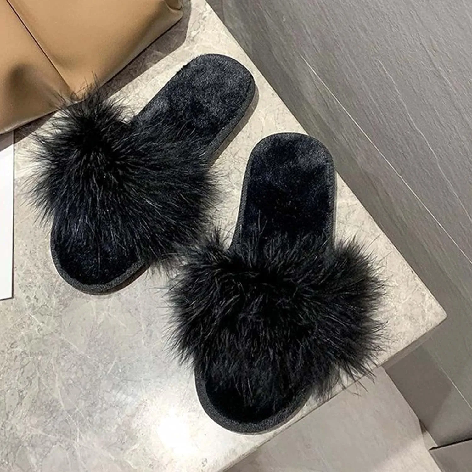 JOEupin Women's Furry Faux Fur Slippers Cozy Memory Foam House Slippers Soft Comfy Flat Slide Sandals Indoor