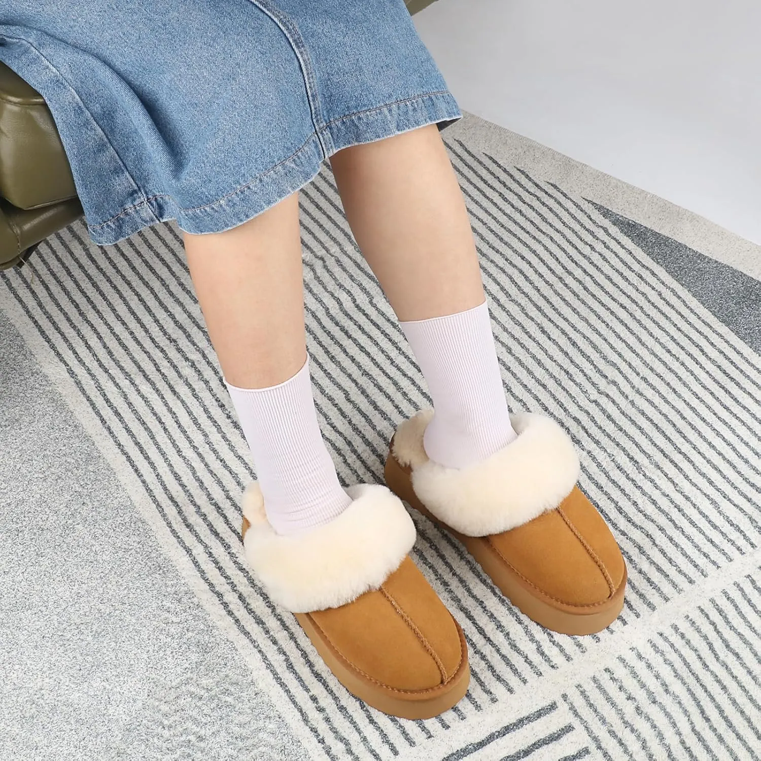 JOY IN LOVE Fuzzy Slippers for Women Memory Foam Flat Outdoor Indoor Faux Fur Cozy Slippers