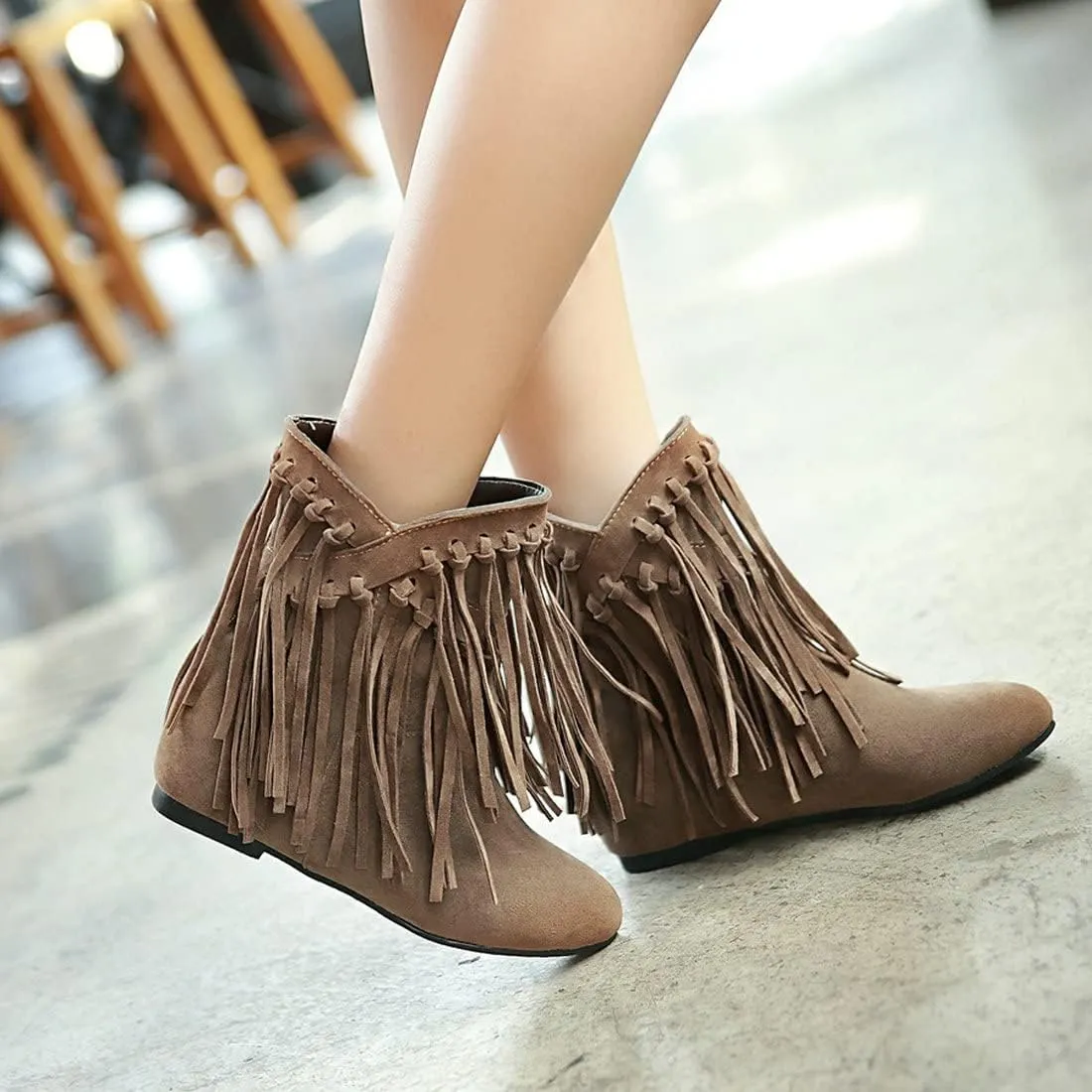 KiutSymo Womens Ankle Fringe Boots Round Toe Wide Calf Flat Tassel Boots Casual Hidden Wedge Heels Ankle Boots for Winter