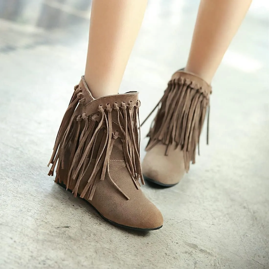 KiutSymo Womens Ankle Fringe Boots Round Toe Wide Calf Flat Tassel Boots Casual Hidden Wedge Heels Ankle Boots for Winter