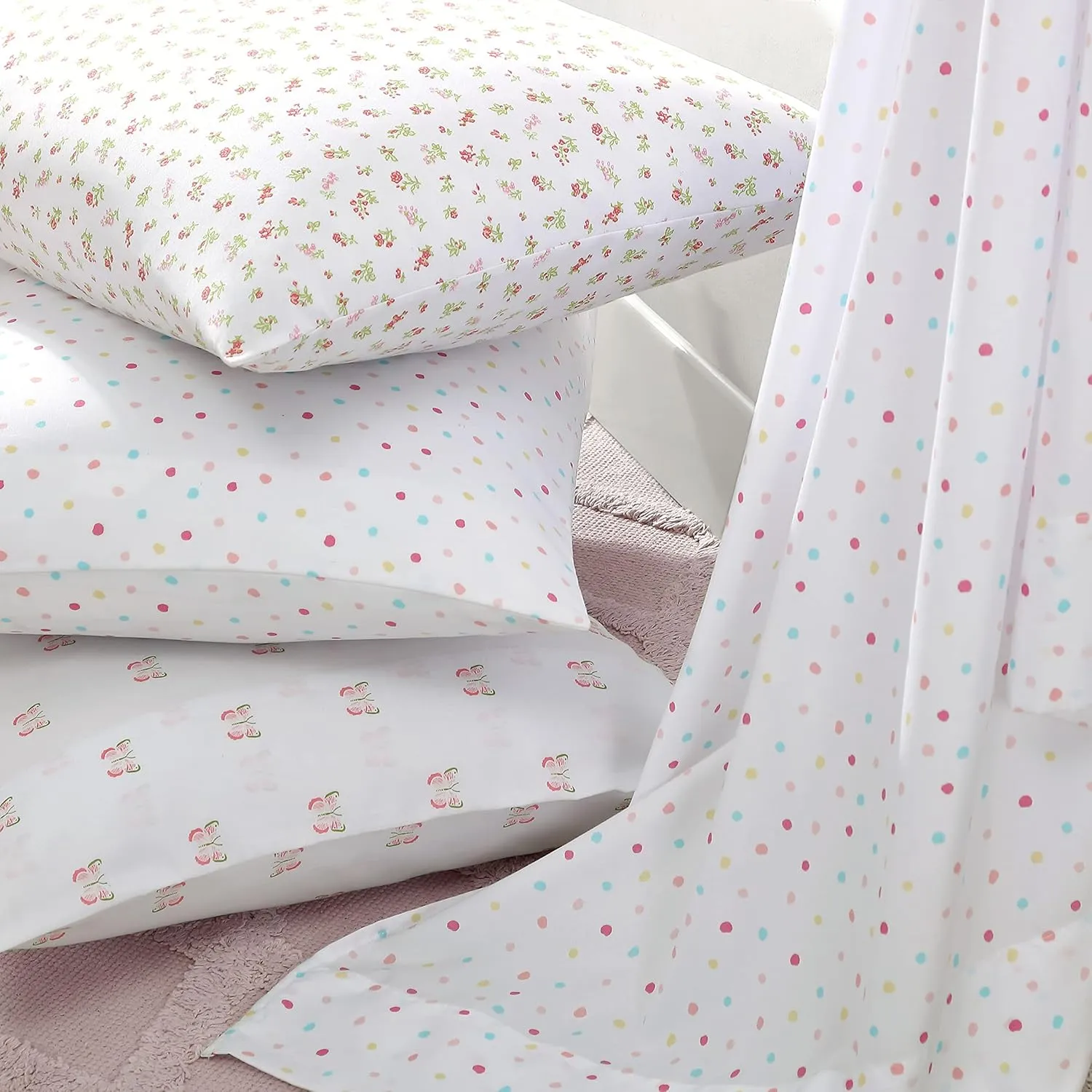 Laura Ashley Kids - Twin Sheets, Soft Wrinkle-Resistant Toddler Bedding Set, Fun & Whimsical Bedroom Decor, Ideal Girl Room Essentials (Confetti Pink, Twin/Twin XL)