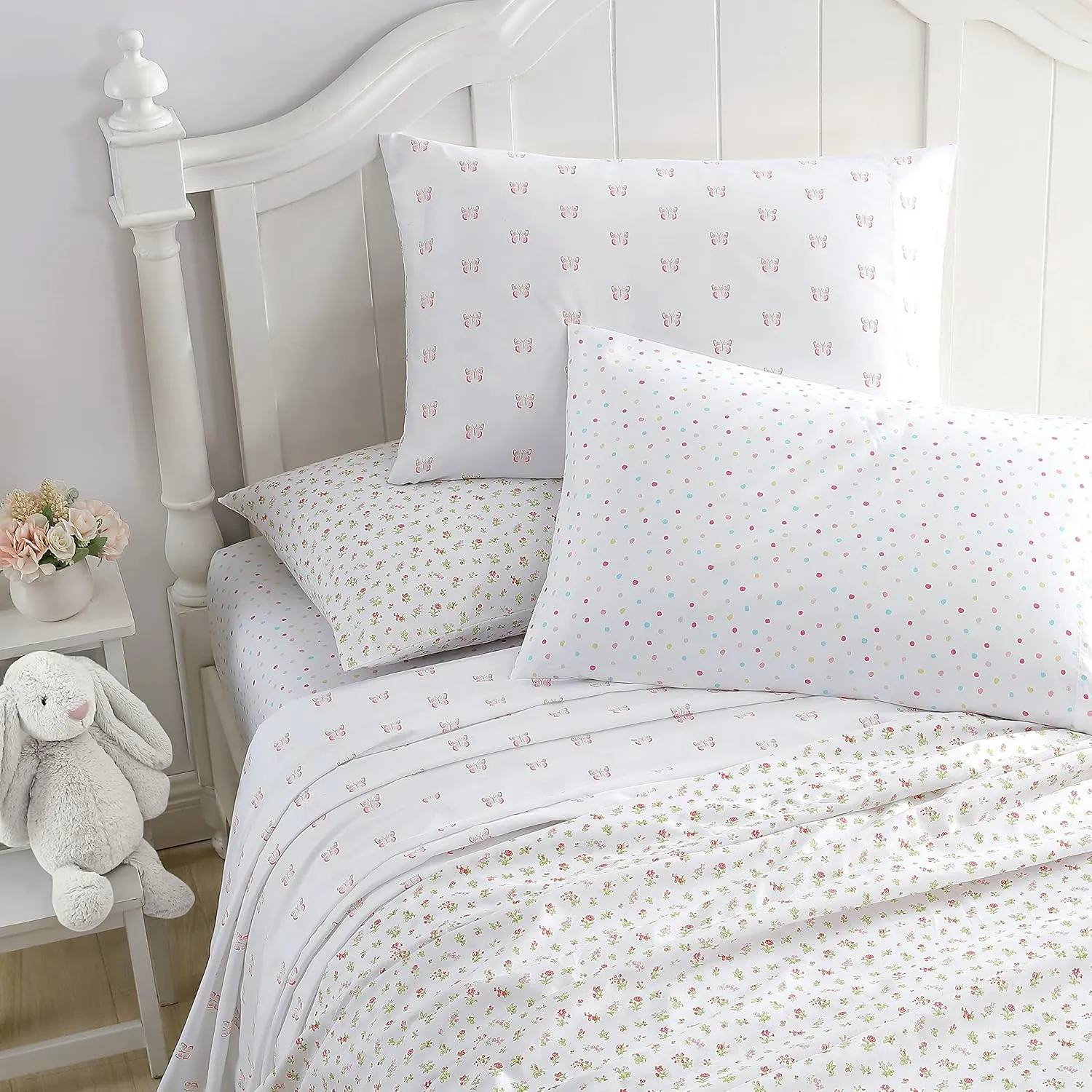 Laura Ashley Kids - Twin Sheets, Soft Wrinkle-Resistant Toddler Bedding Set, Fun & Whimsical Bedroom Decor, Ideal Girl Room Essentials (Confetti Pink, Twin/Twin XL)
