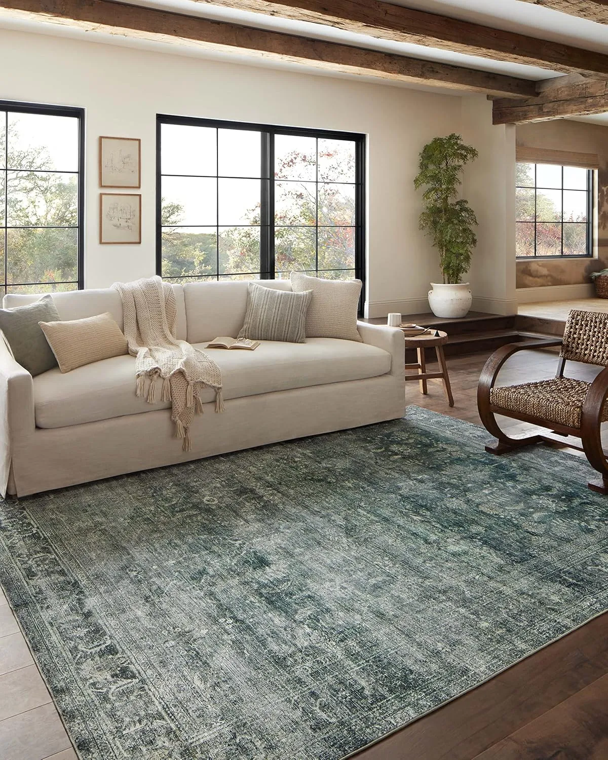 Loloi Magnolia Home by Joanna Gaines Banks Collection BAN-03 Blue/Lagoon 2'-3" x 3'-9" .13" Pile Height, Machine Washable, Accent Rug