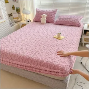 Luxurious Velvet Jacquard Fitted Sheet Set with Pillow Cases, Flannel Velvet Bed Sheet Soft Cozy Breathable Washable for Bedroom(Pink,Queen(150 * 200CM))