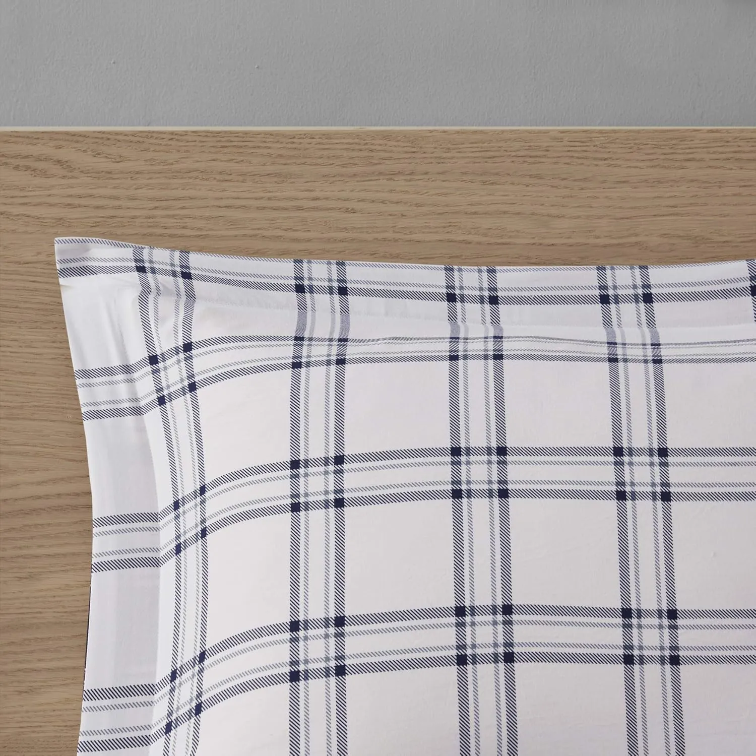 Madison Park Essentials Cozy Bed in A Bag - Reversible Comforter with Complete Sheet Set, Casual Plaid Cabin Design, All Season Cover, Decorative Pillow, Patrick Plaid Navy Twin(68"x86") 6 Piece
