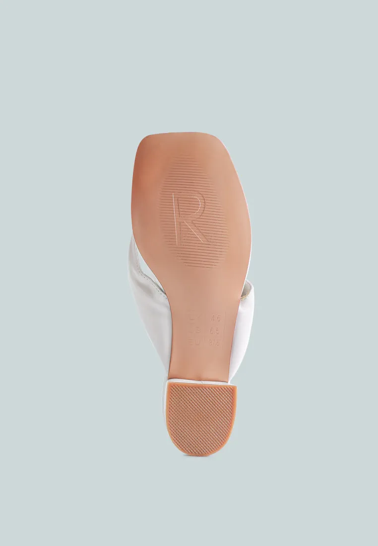 Memestar Low Heel Thong Sandals By Ruw