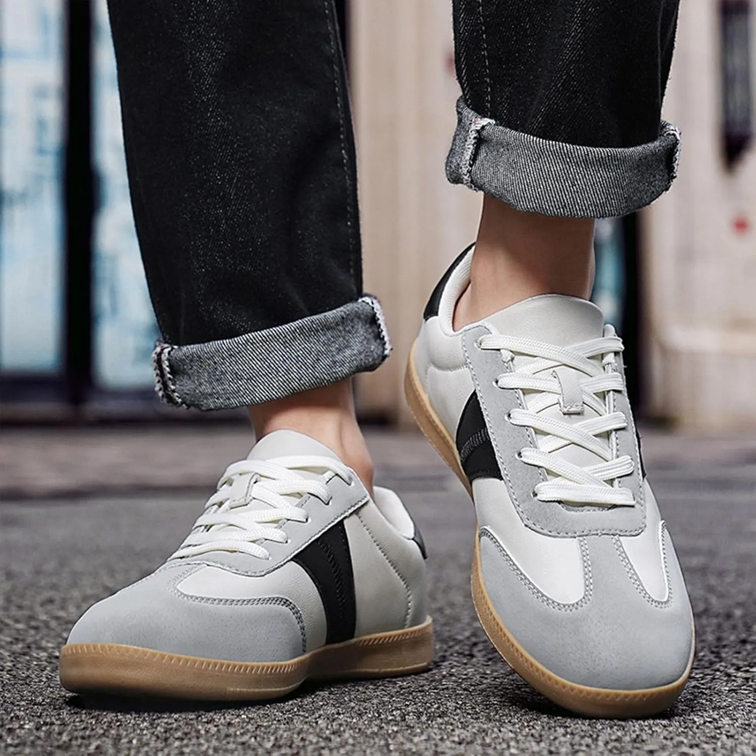 Mens Retro Skateboarding Shoes with Flats Bottom Anti-Slip Lightweight Water-Proof Wear-Resistant Outdoor Leather Sneakers Fashional Board Skate Athletic Training Sports