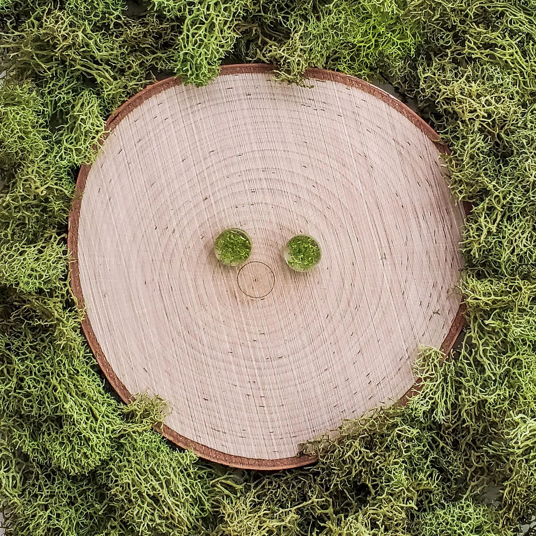Moss Flat Studs