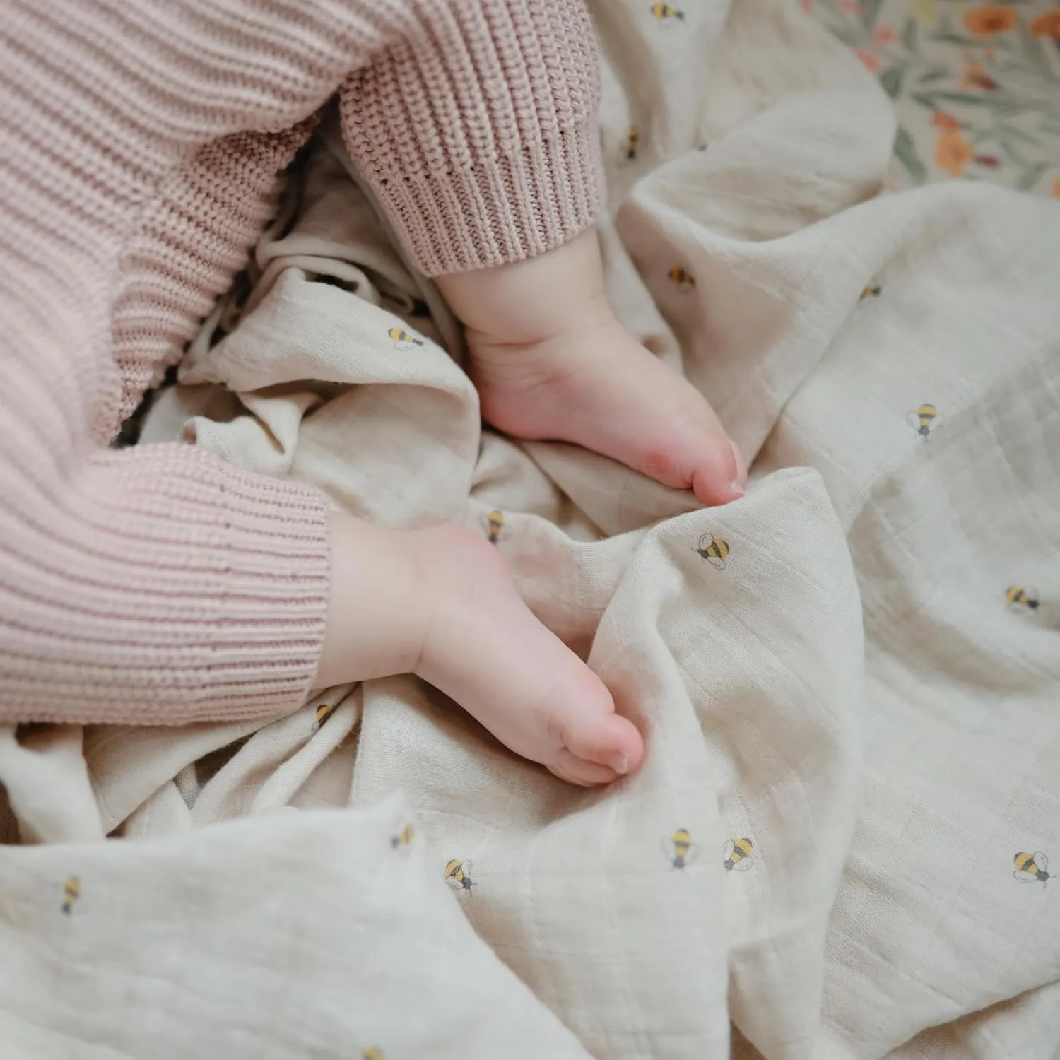 mushie Muslin Baby Swaddle Blanket | 100% Organic Cotton (Bees)
