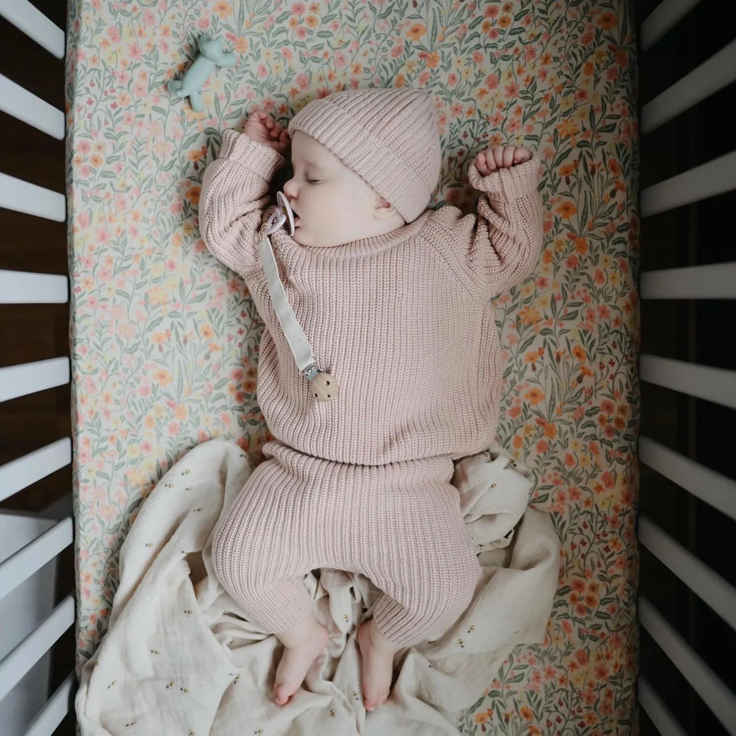 mushie Muslin Baby Swaddle Blanket | 100% Organic Cotton (Bees)