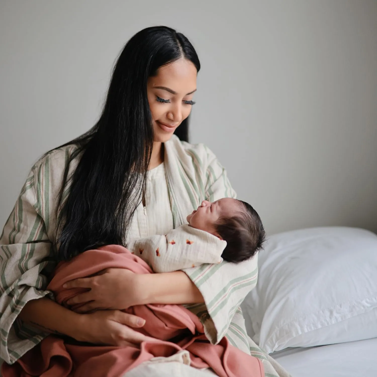 mushie Muslin Baby Swaddle Blanket | 100% Organic Cotton (Butterflies)