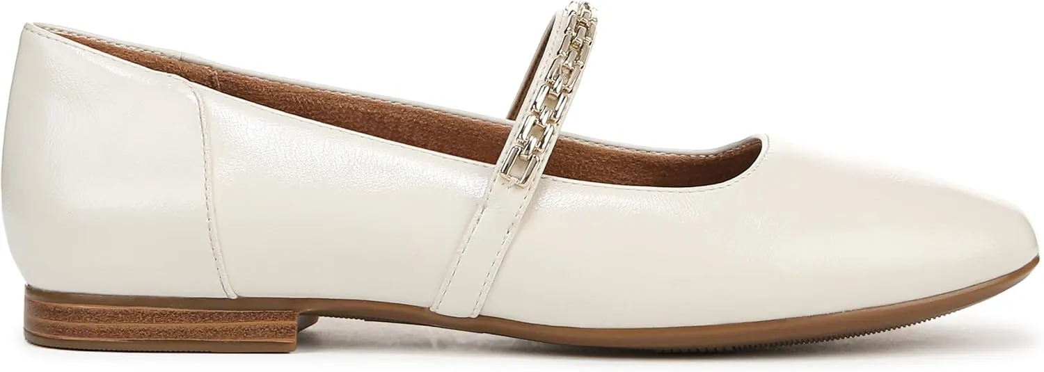 Naturalizer Women's Kelly-Chain Mary Jane Flat
