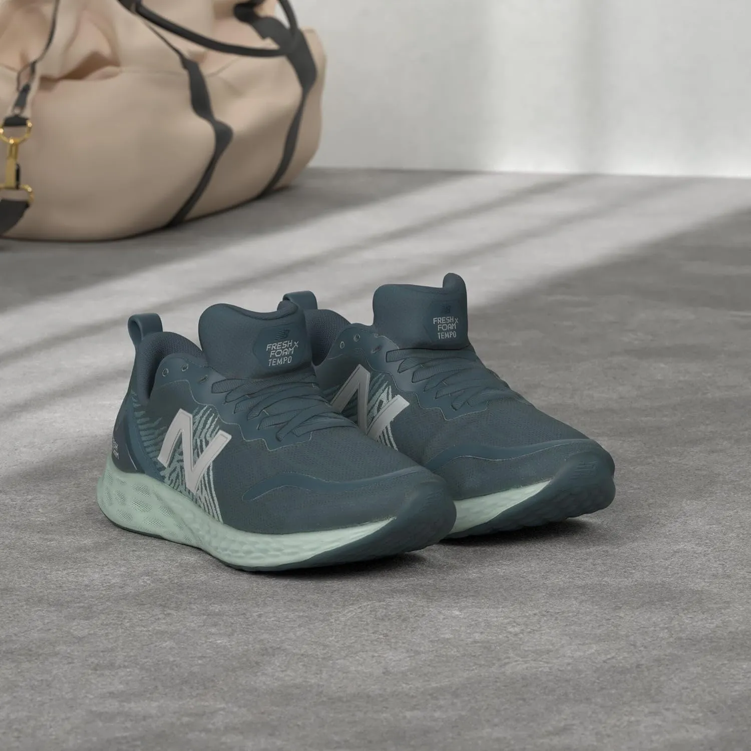 New Balance Women's Fresh Foam Tempo V1 Running Shoe