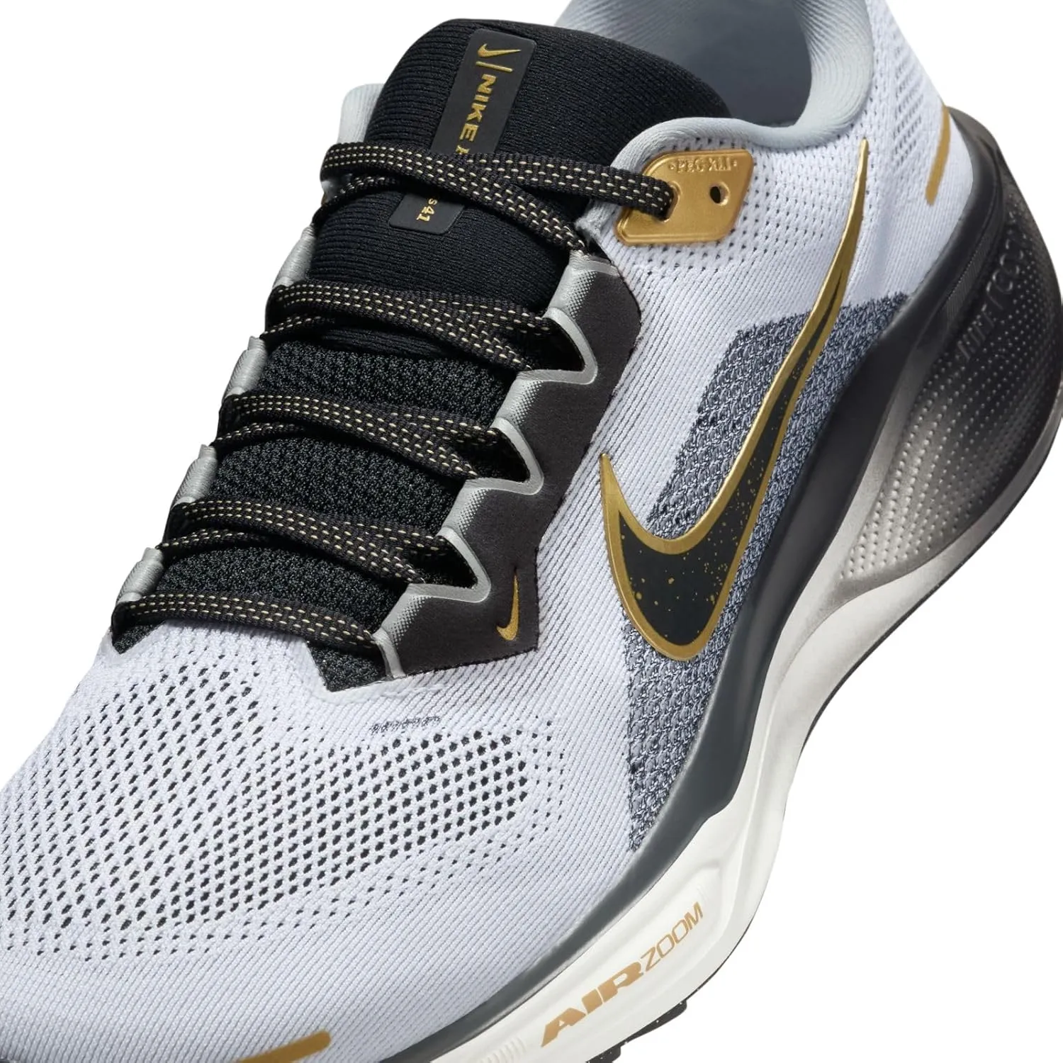 Nike Men's Road Running Shoe