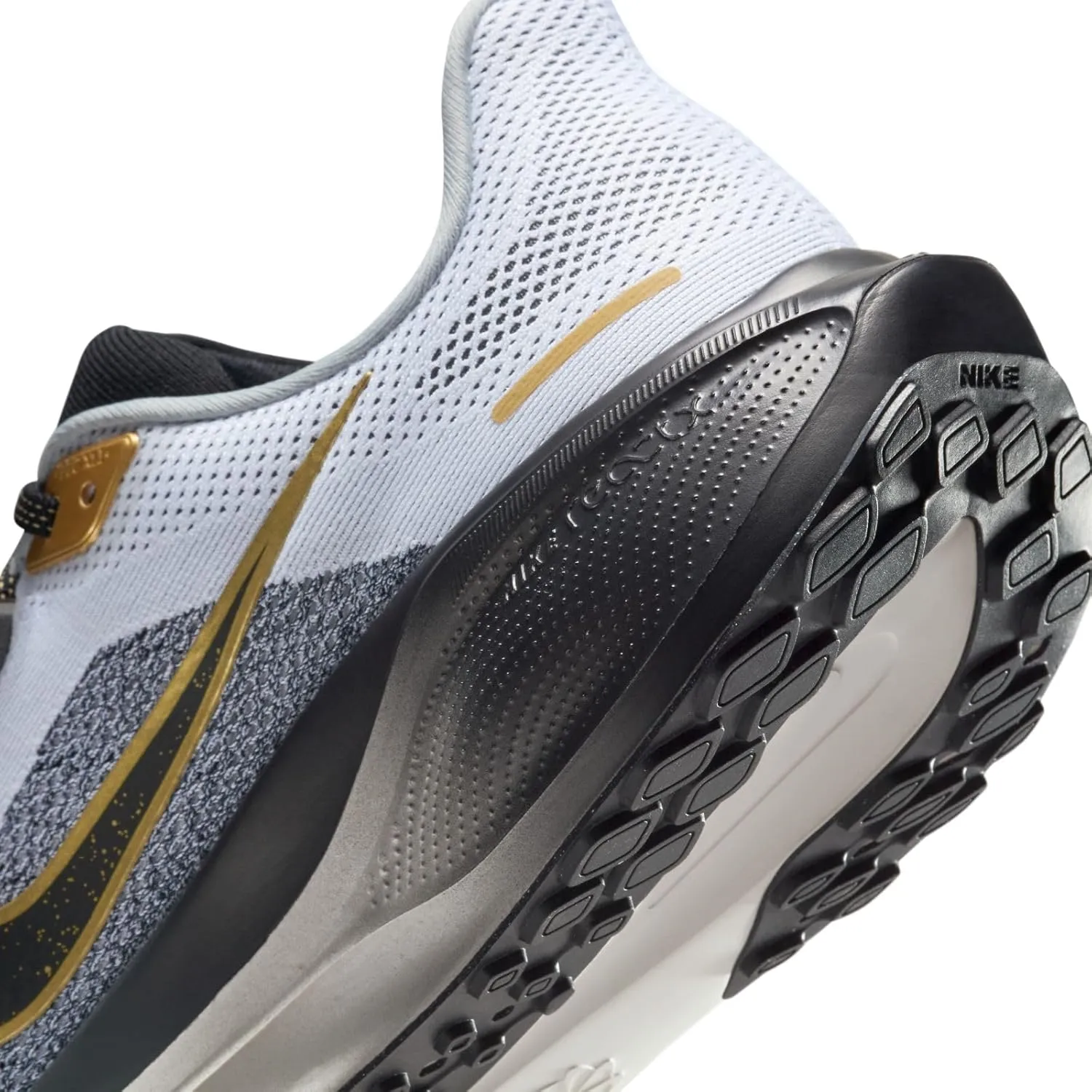 Nike Men's Road Running Shoe