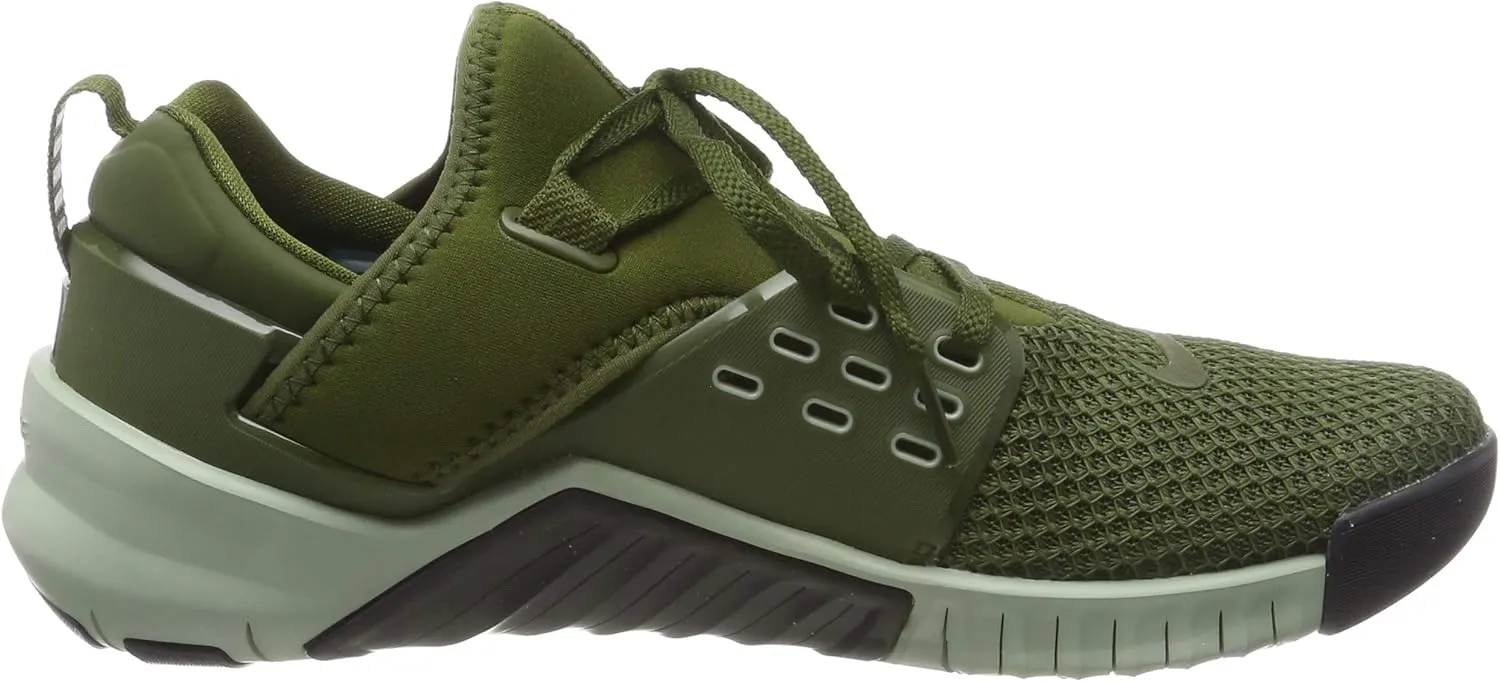 NIKE Men's Training Track Shoe