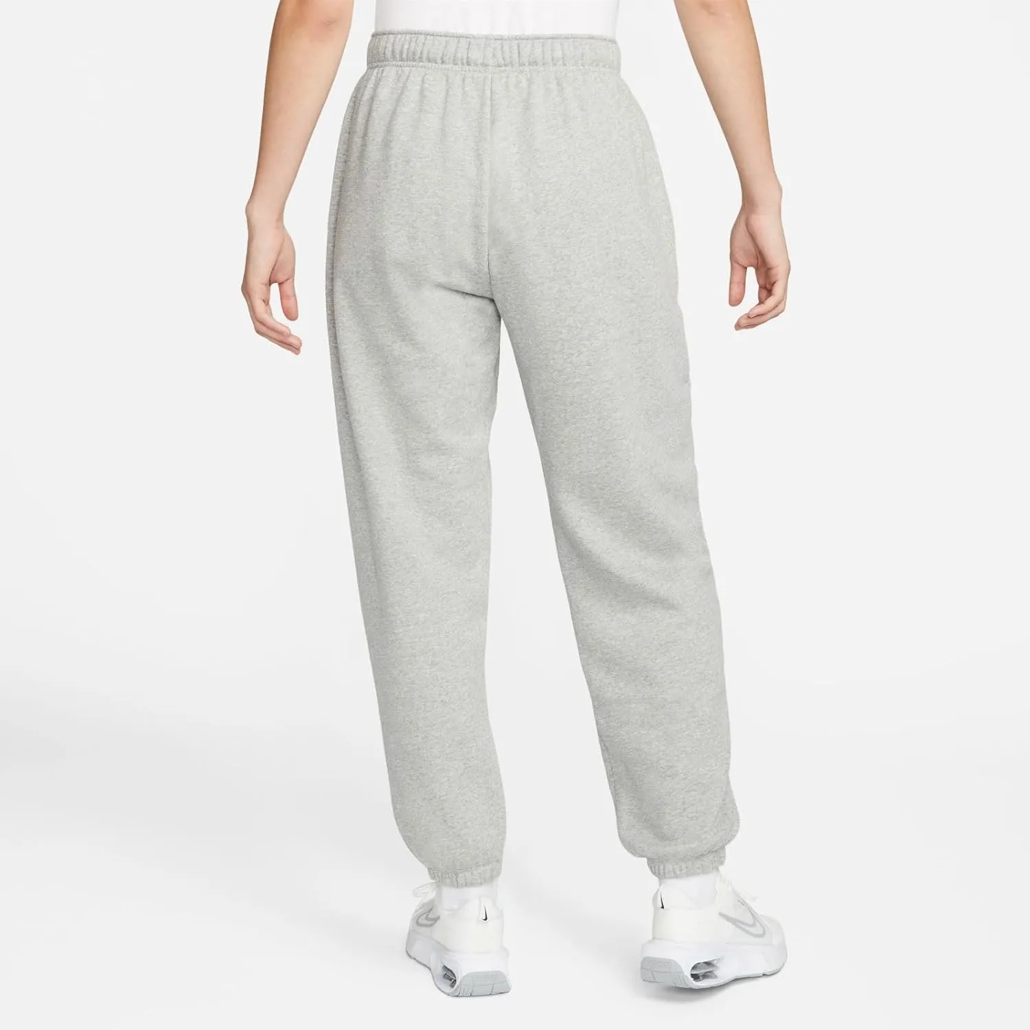 Nike Women's Sportswear Club Fleece Mid-Rise Oversized Sweatpants