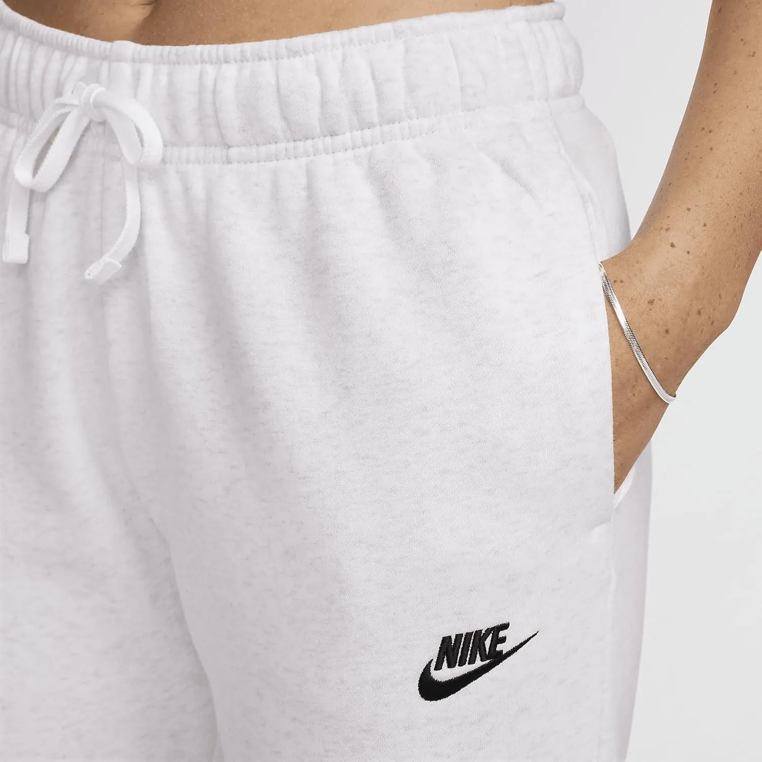 Nike Women's Sporty
