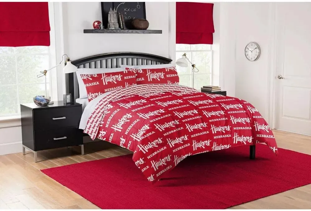 NORTHWEST NCAA Unisex Rotary Twin XL Bed in a Bag Set