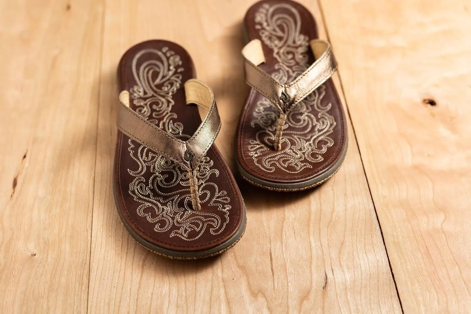 OLUKAI Paniolo Women's Premium Leather Sandals, Versatile & Unique Flip-Flop Slides, All-Day Comfort & Style
